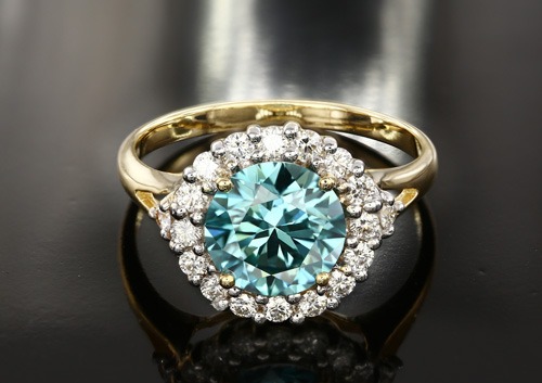 Bague en or et Diamant bleu VS2 de 2 carats - Juwelo