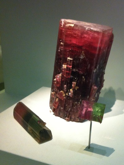 Cristal de Tourmaline Melon d'eau au musée d'histoire naturelle de Londres